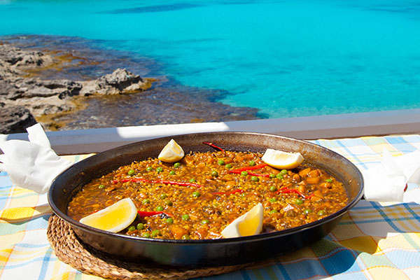 paella-mediterranean-rice-food-balearic-islands